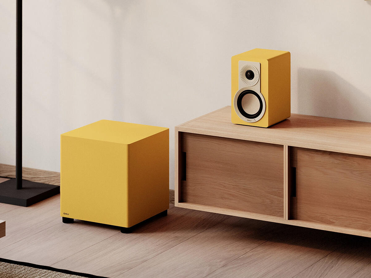 Aktív mélysugárzó- subwoofer – BASIK SUB (GOLDEN YELLOW)