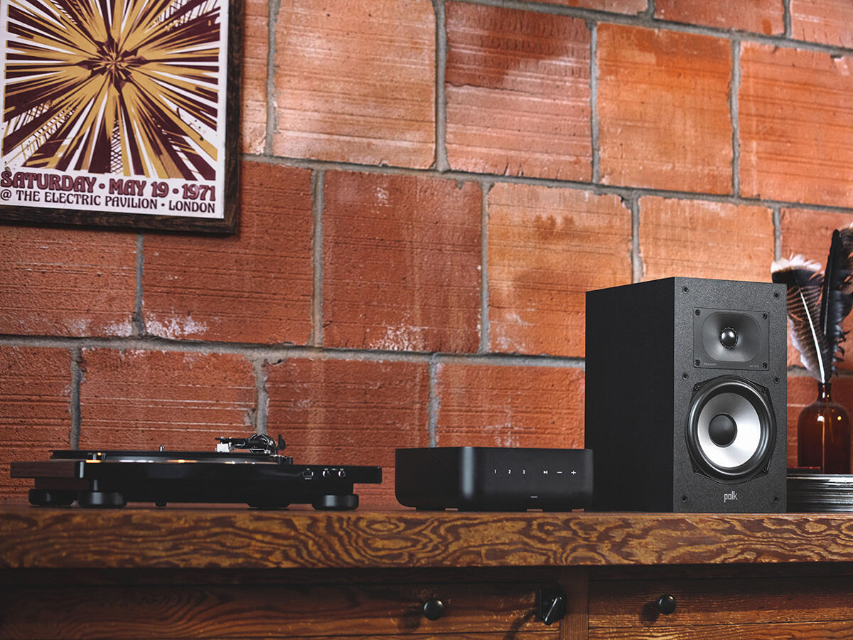 Állványra / polcra helyezhető hangsugárzó – MONITOR XT20