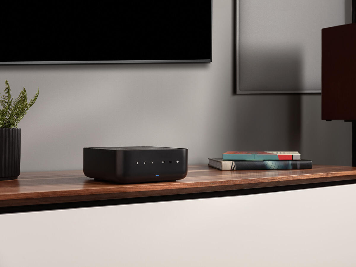 Kompakt vezeték nélküli streaming erősítő beépített HEOS®-szal – DENON HOME AMP