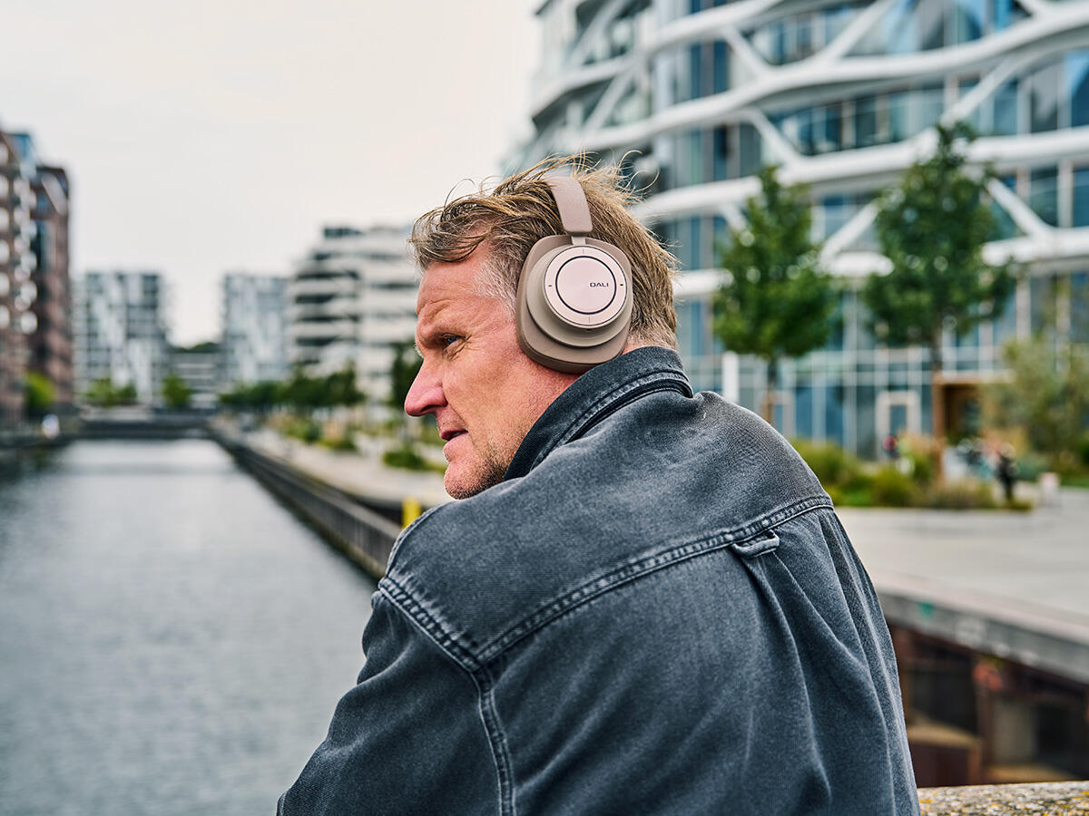 Bluetooth fejhallgató – iO-12 (MOCHA GREY)
