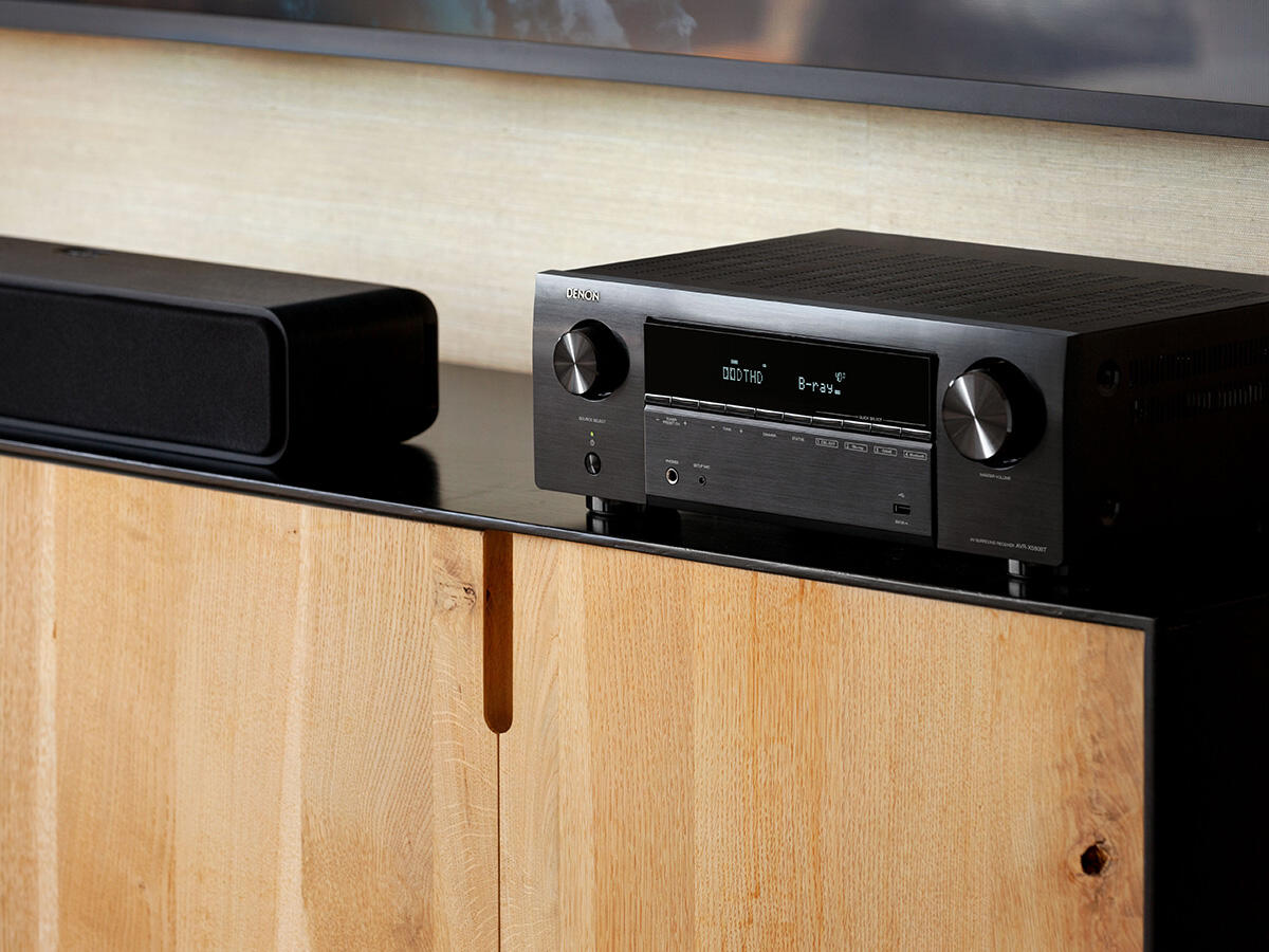 Házimozi rádióerősítő 5.2 8K – AVR-X580BT