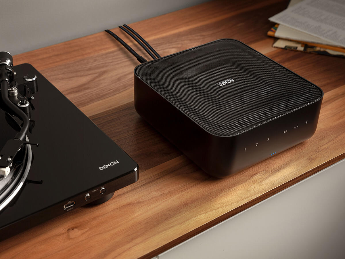 Kompakt vezeték nélküli streaming erősítő beépített HEOS®-szal – DENON HOME AMP